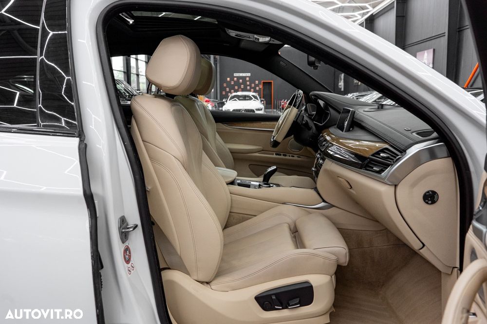 BMW X6 xDrive30d - 13