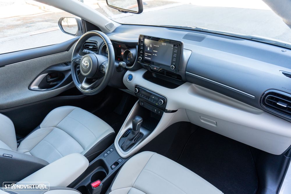 Toyota Yaris 1.5 HDF Luxury - 34