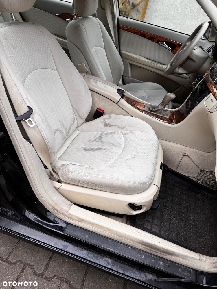 Mercedes-Benz Klasa E 270 CDI Elegance - 12