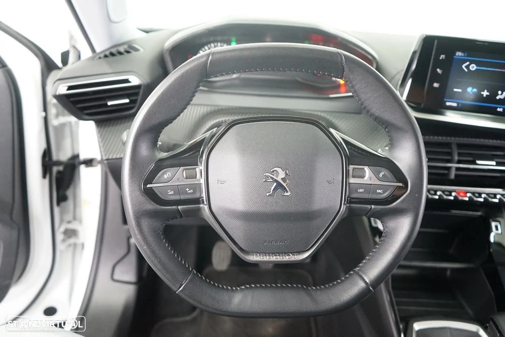 Peugeot 2008 1.2 PureTech Active - 21