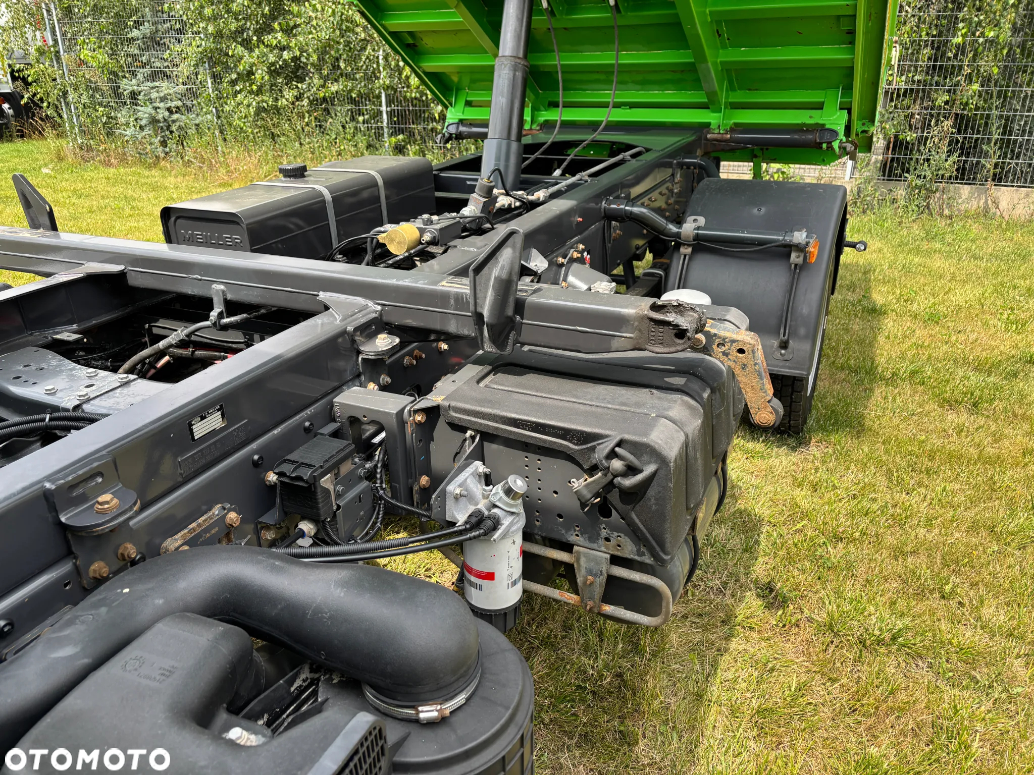 Renault D12 wywrotka, 12 ton DMC , zaczep do przyczepy , oryginalny kiper Meiller, mały przebieg od 1 właściciela z Niemiec, 6100 kg ładowność. manualna skrzynia , na resorze, idealna pod minikoparkę , przyczepę ( Mercedes ATEGO, AXOR, MAN TGM ) - 16