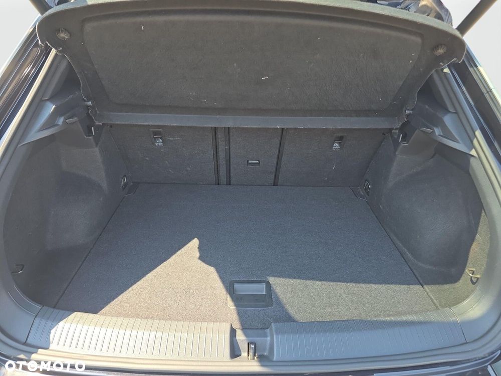 Volkswagen T-Roc - 28