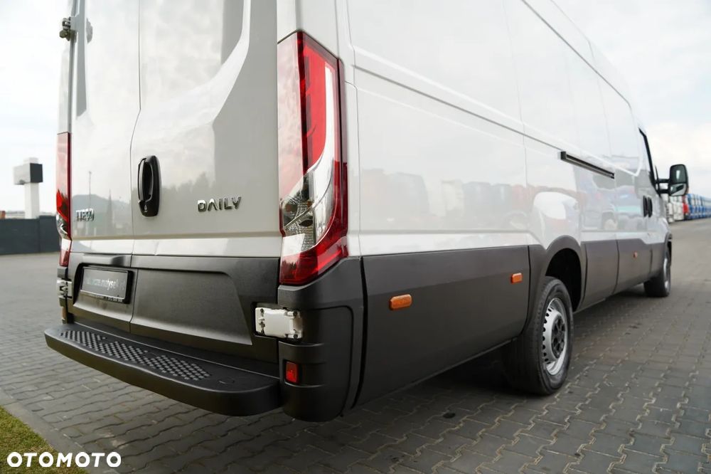 Iveco DAILY 35-180 / BLASZAK  4,7 m / FURGON / HI-MATIC / SPROWADZONY - 13