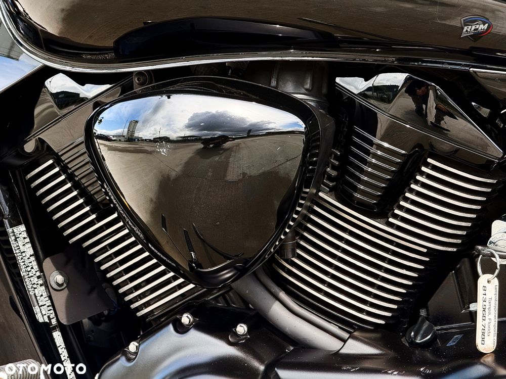 Suzuki Boulevard - 37