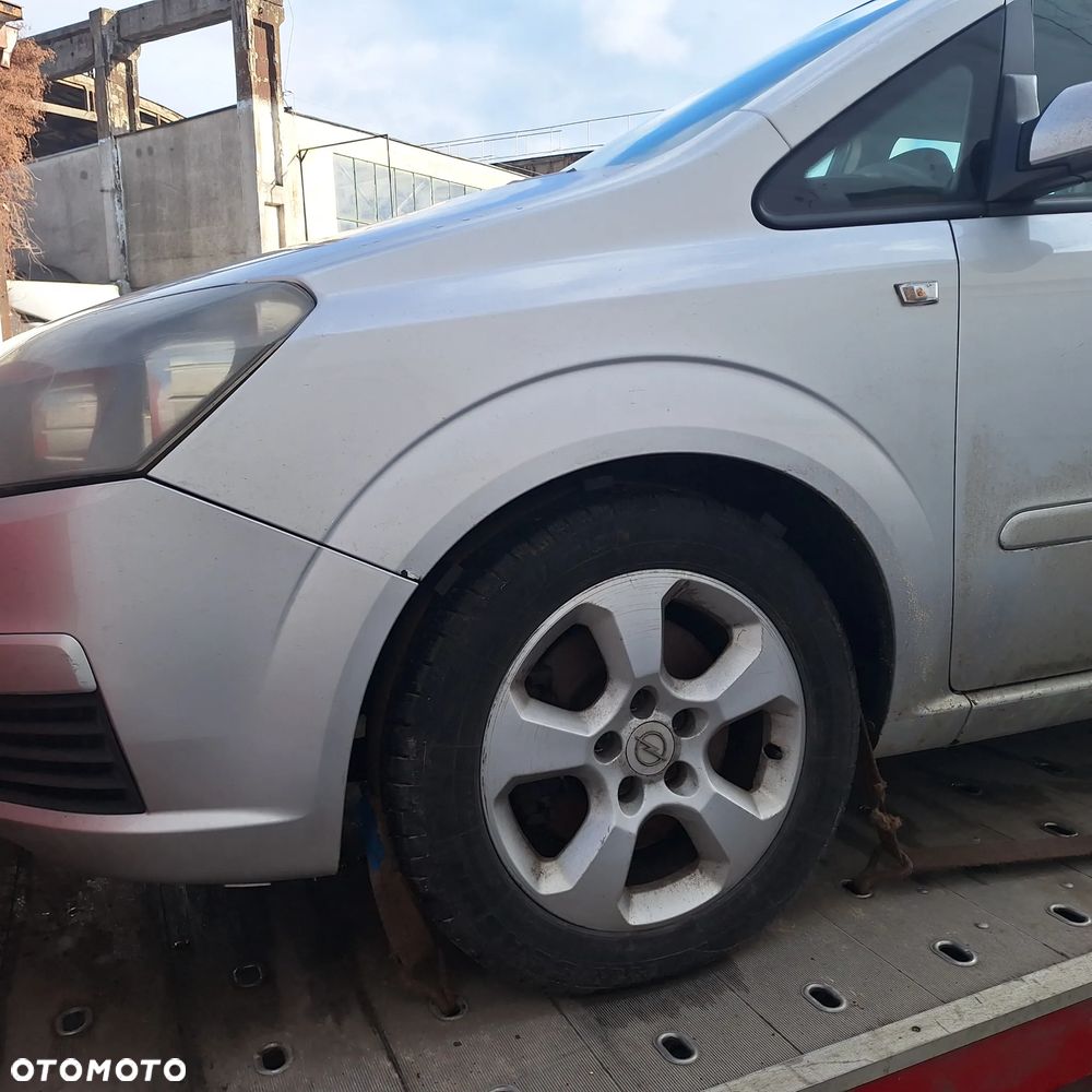 BLOTNIK PRAWY LEWY PRZOD ZAFIRA B Z157 bez malowania - 1