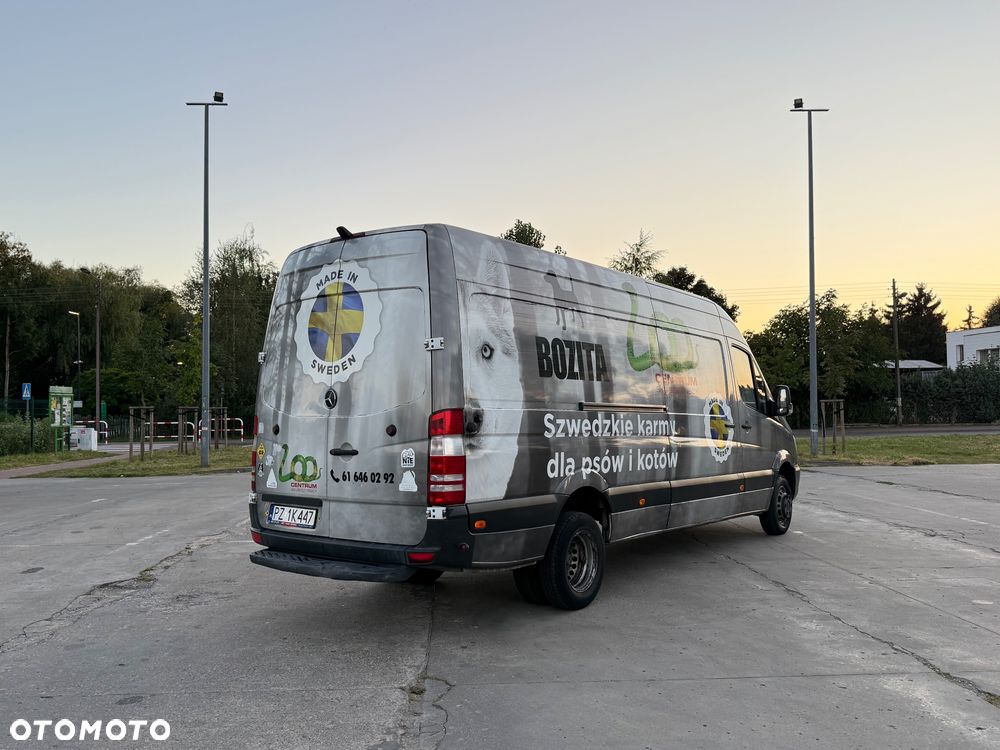 Mercedes-Benz Sprinter - 5