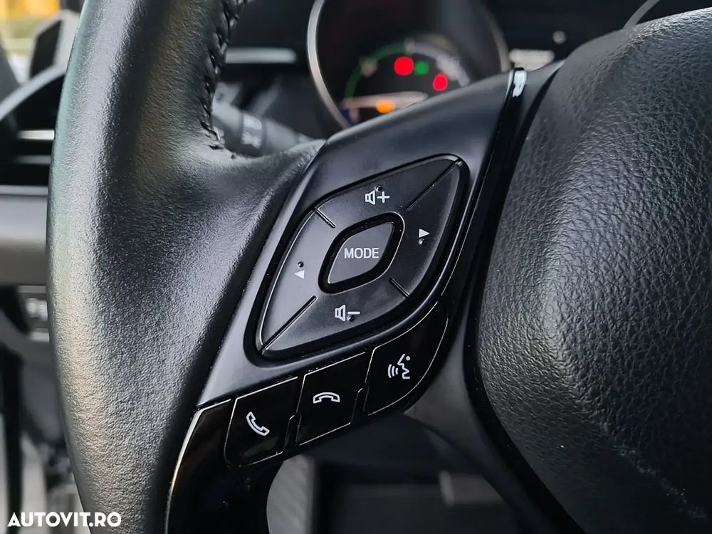 Toyota C-HR 1.8 HSD 122 CP 4x2 CVT C-ult Style bi-tone - 36