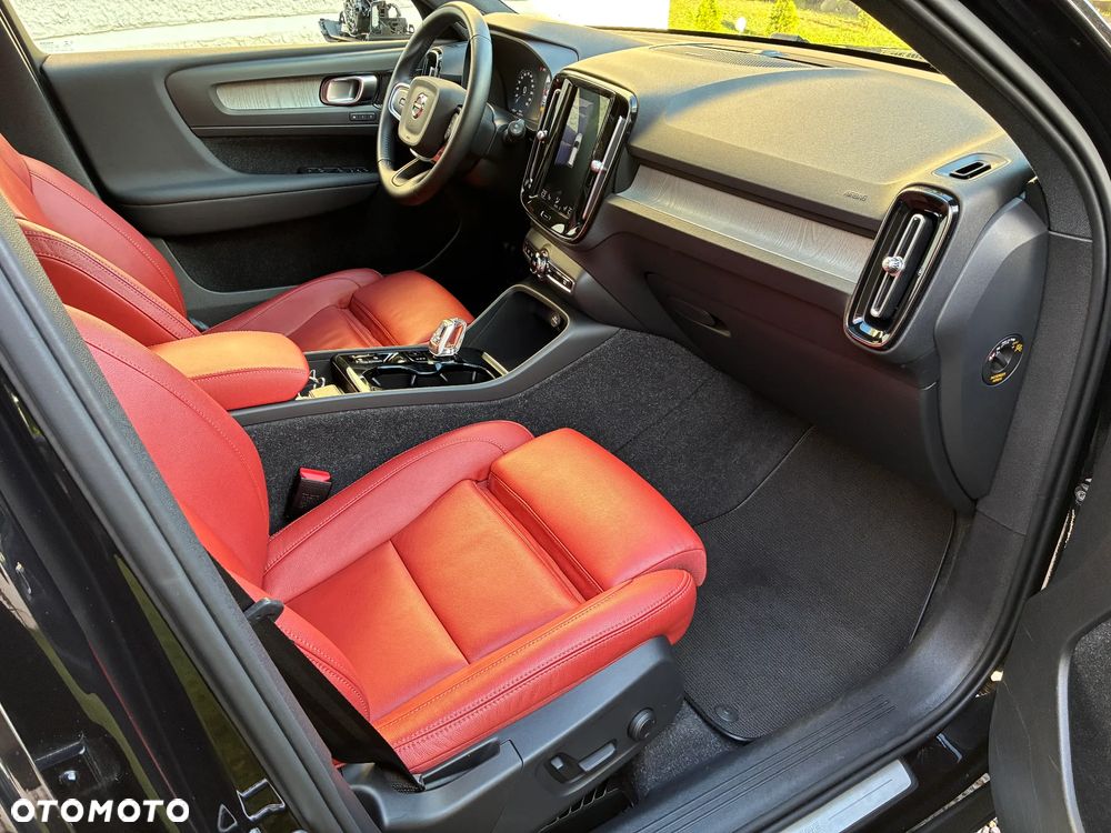 Volvo XC 40 T5 Plug-In Hybrid Inscription - 19