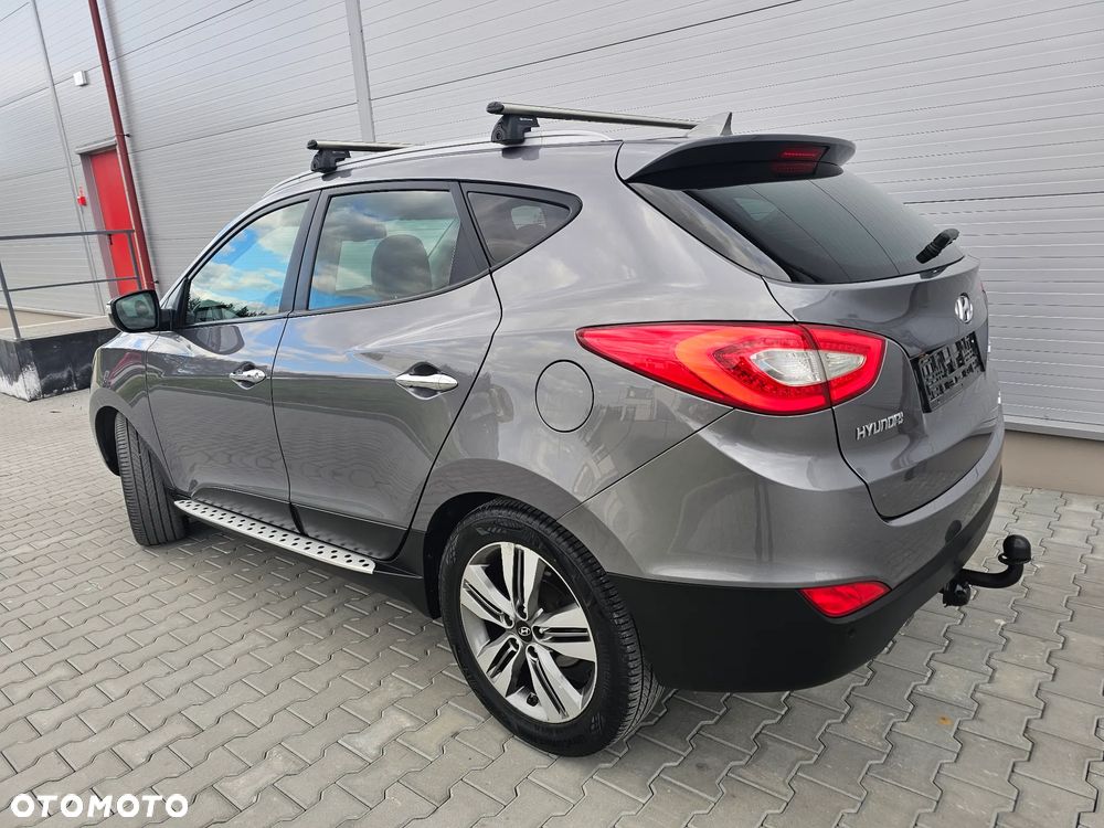 Hyundai ix35 2.0 CRDi 4WD Automatik Premium - 4