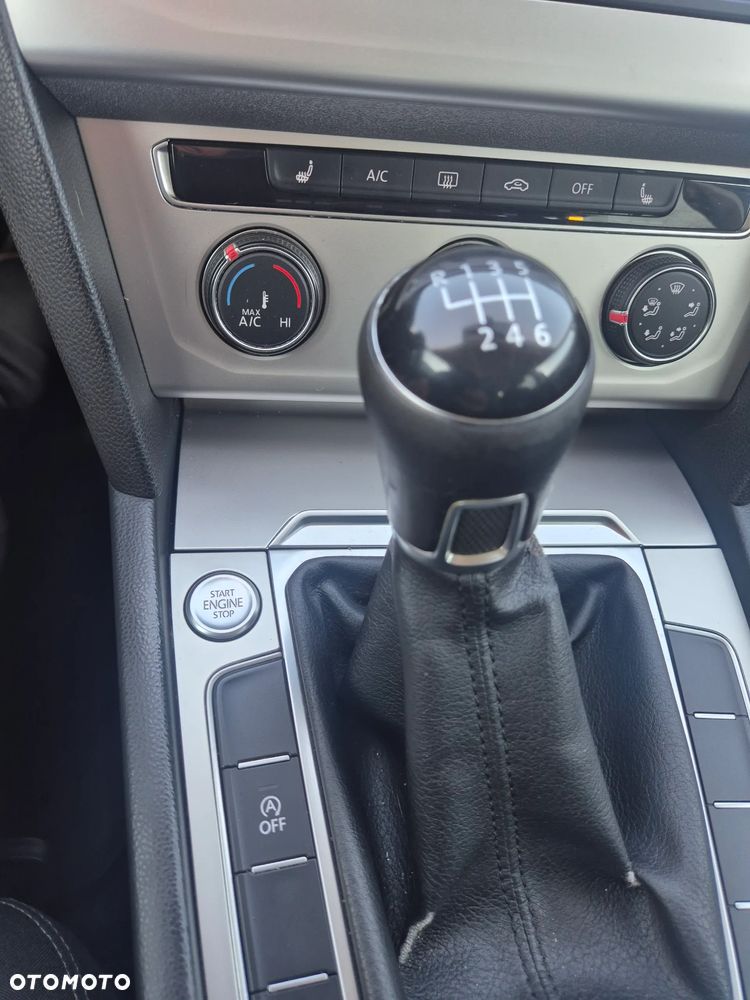 Volkswagen Passat Variant - 9