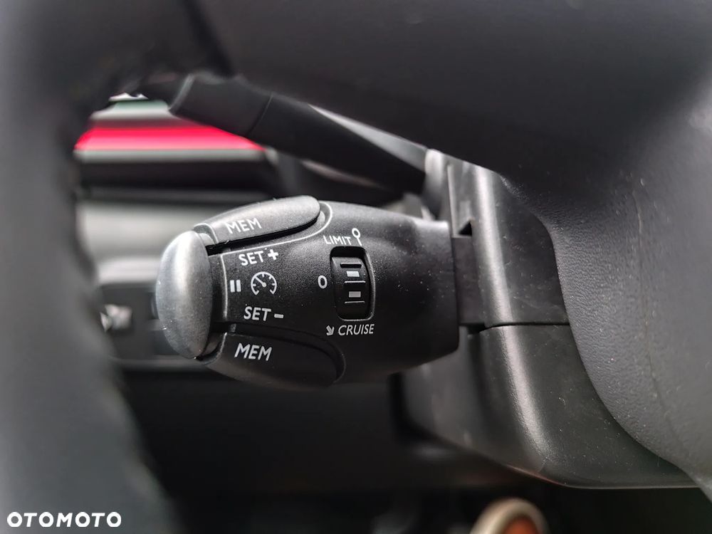 Citroën C3 1.2 PureTech Exclusive - 17