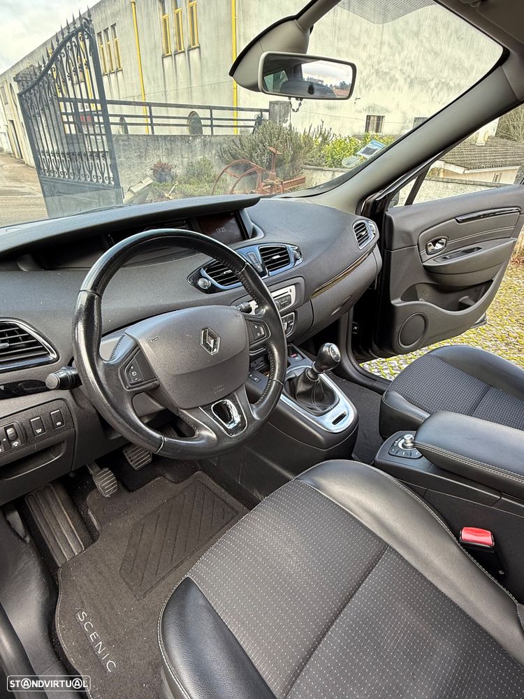Renault Grand Scénic 1.5 dCi Bose Edition SS - 11