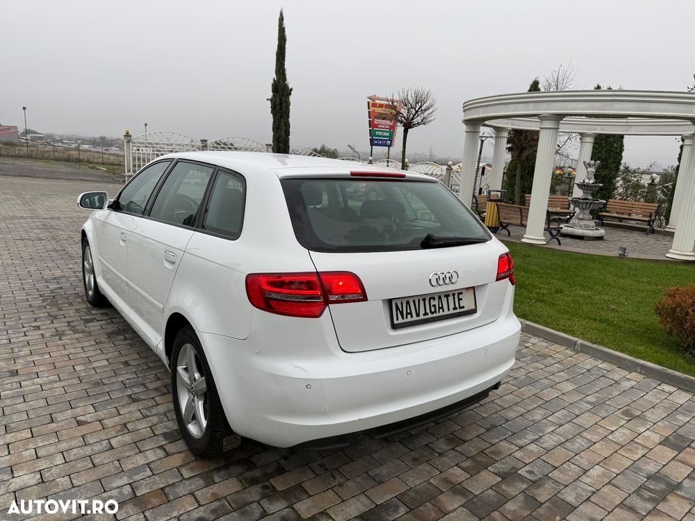 Audi A3 Sportback 1.6 TDI Attraction - 7