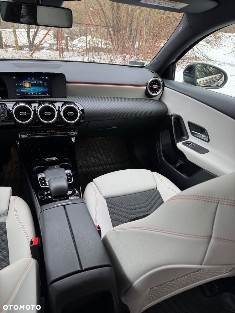 Mercedes-Benz Klasa A 220 7G-DCT - 14