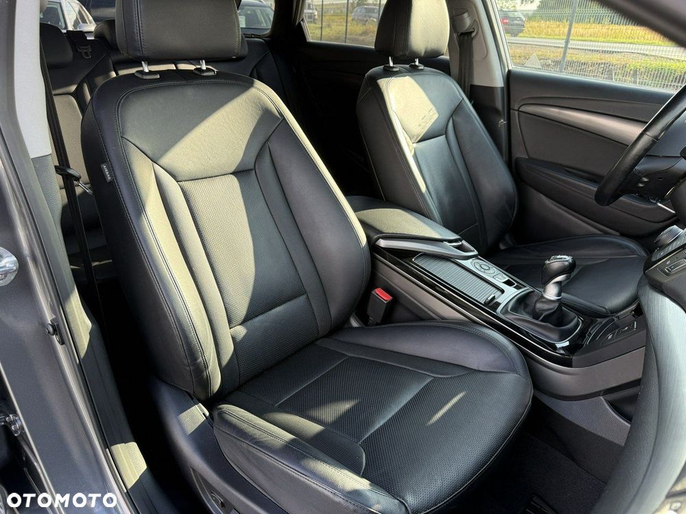 Hyundai i40 Kombi 1.7 CRDi Premium - 36