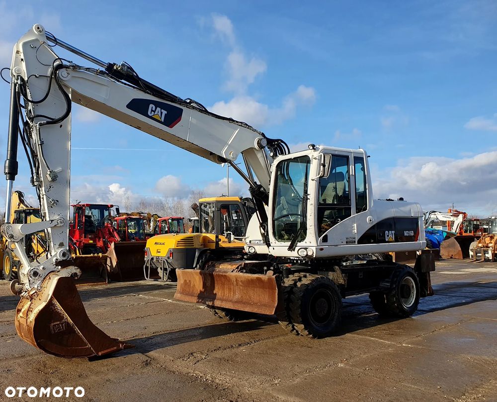 Caterpillar M316D - 1