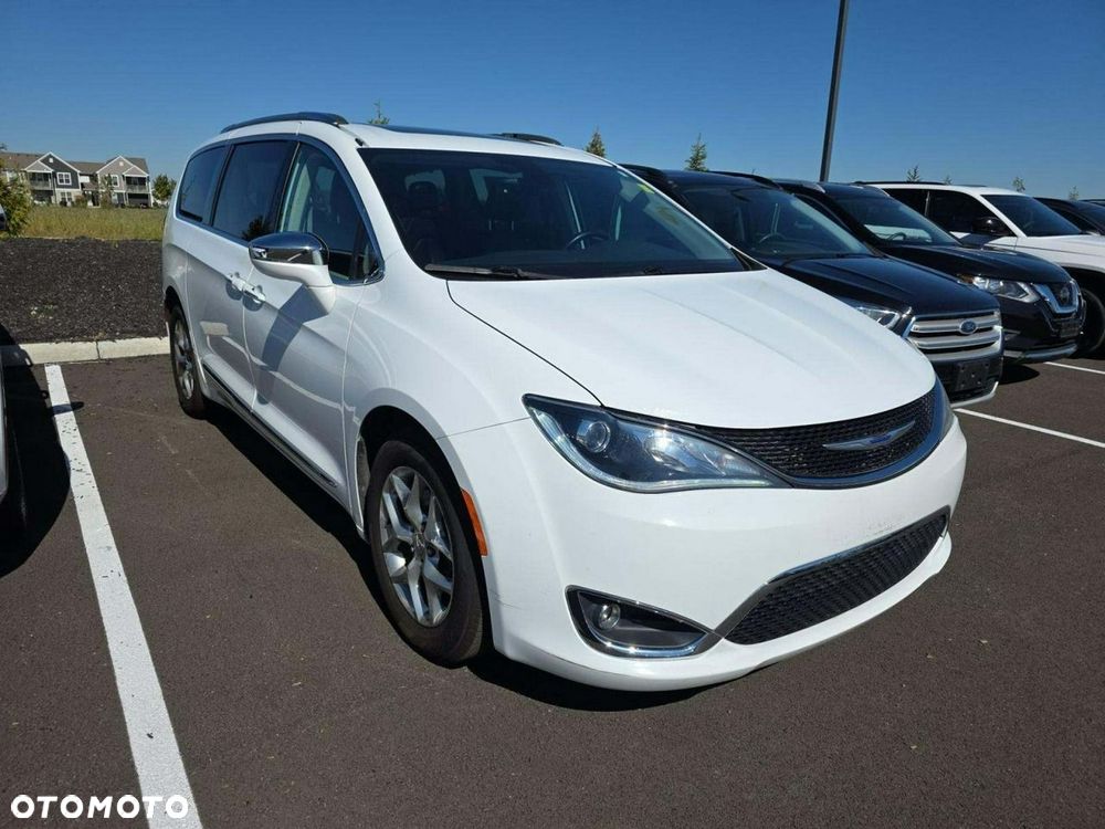 Chrysler Pacifica
