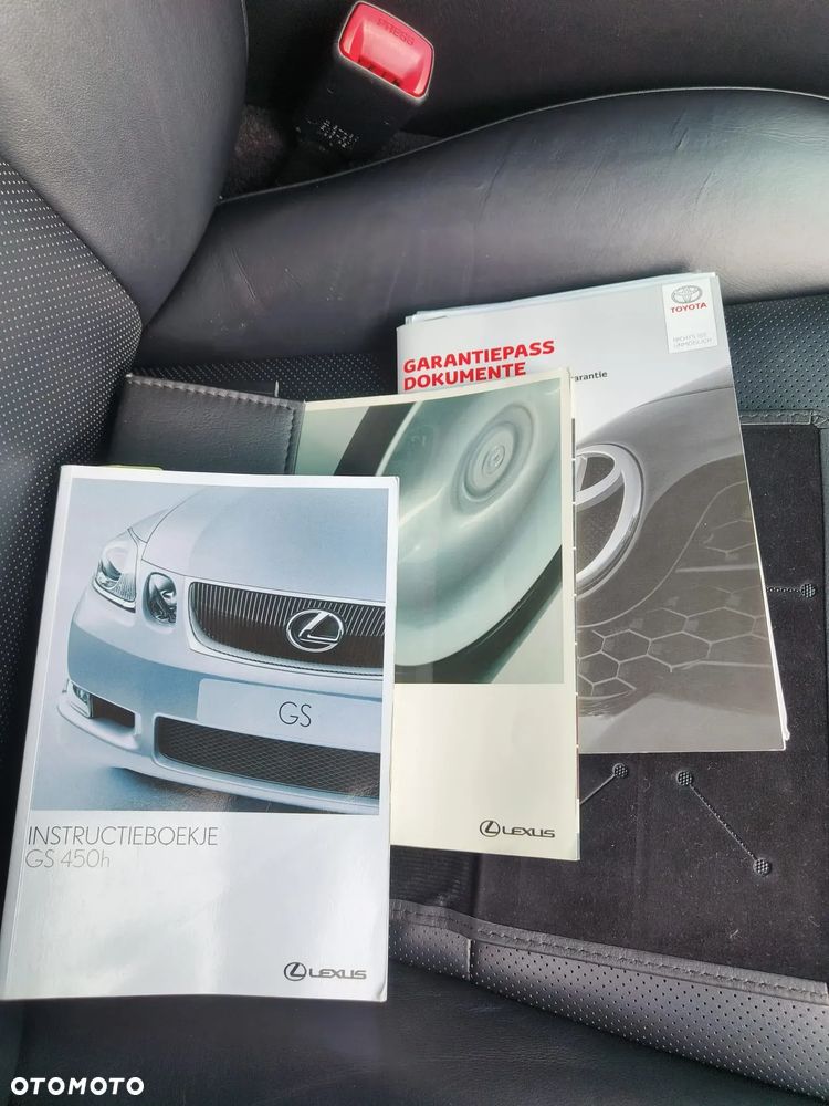 Lexus GS 450h - 37
