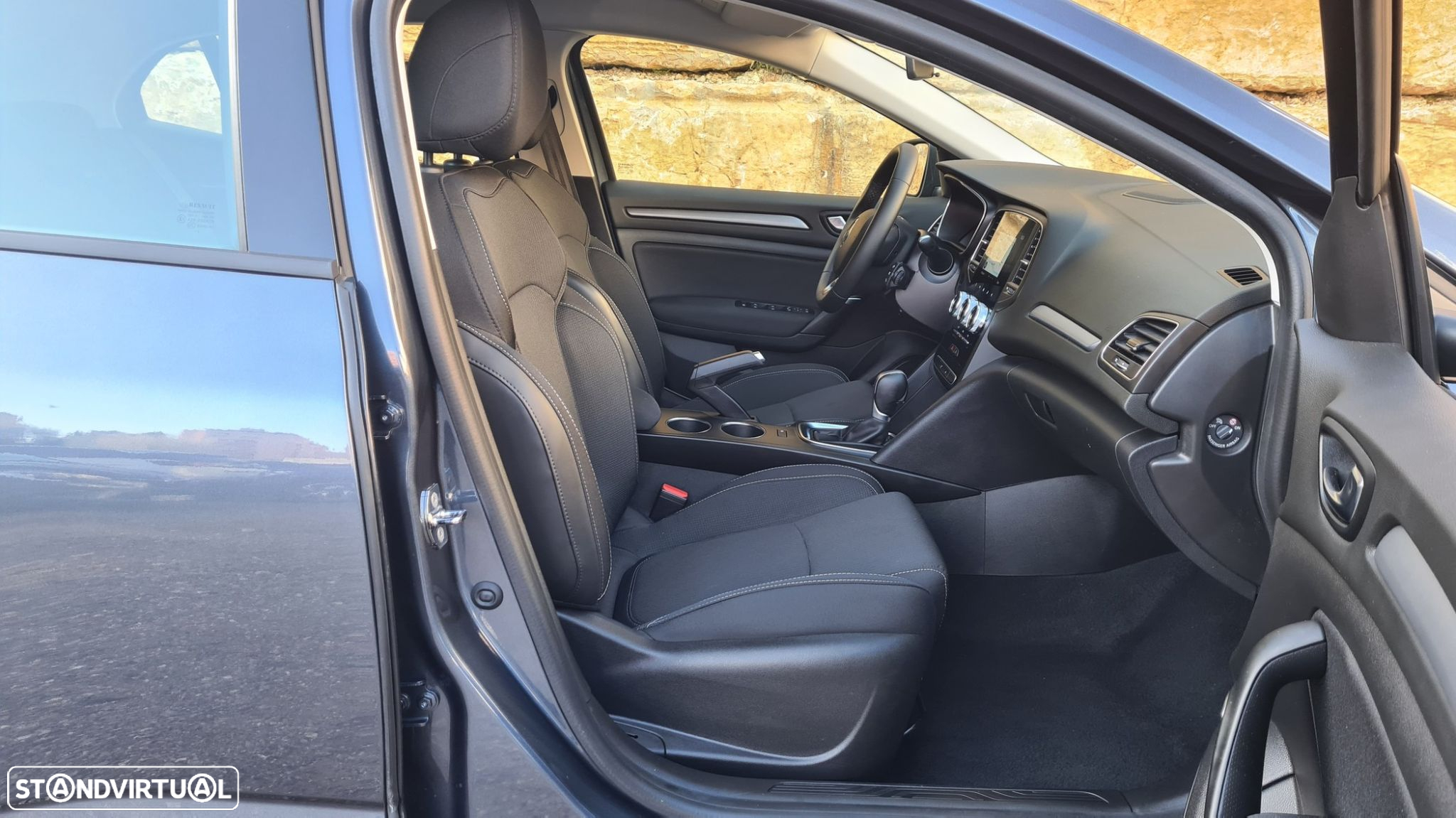 Renault Mégane 1.5 Blue dCi Intens EDC - 37