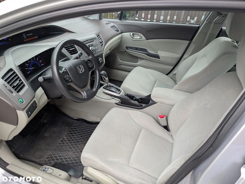 Honda Civic 1.8 Comfort - 14
