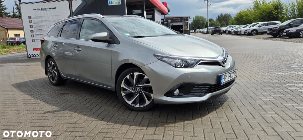 Toyota Auris 1.6 D-4D Design Edition - 22