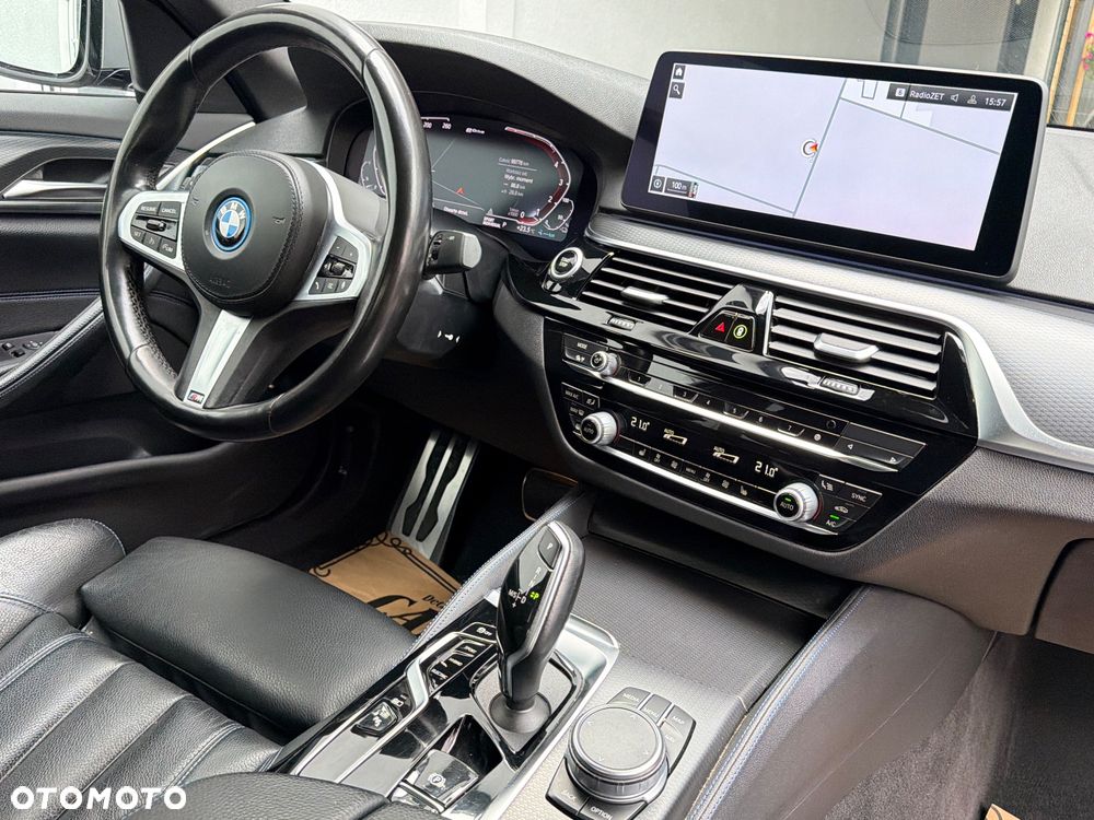 BMW Seria 5 530e PHEV M Sport - 10