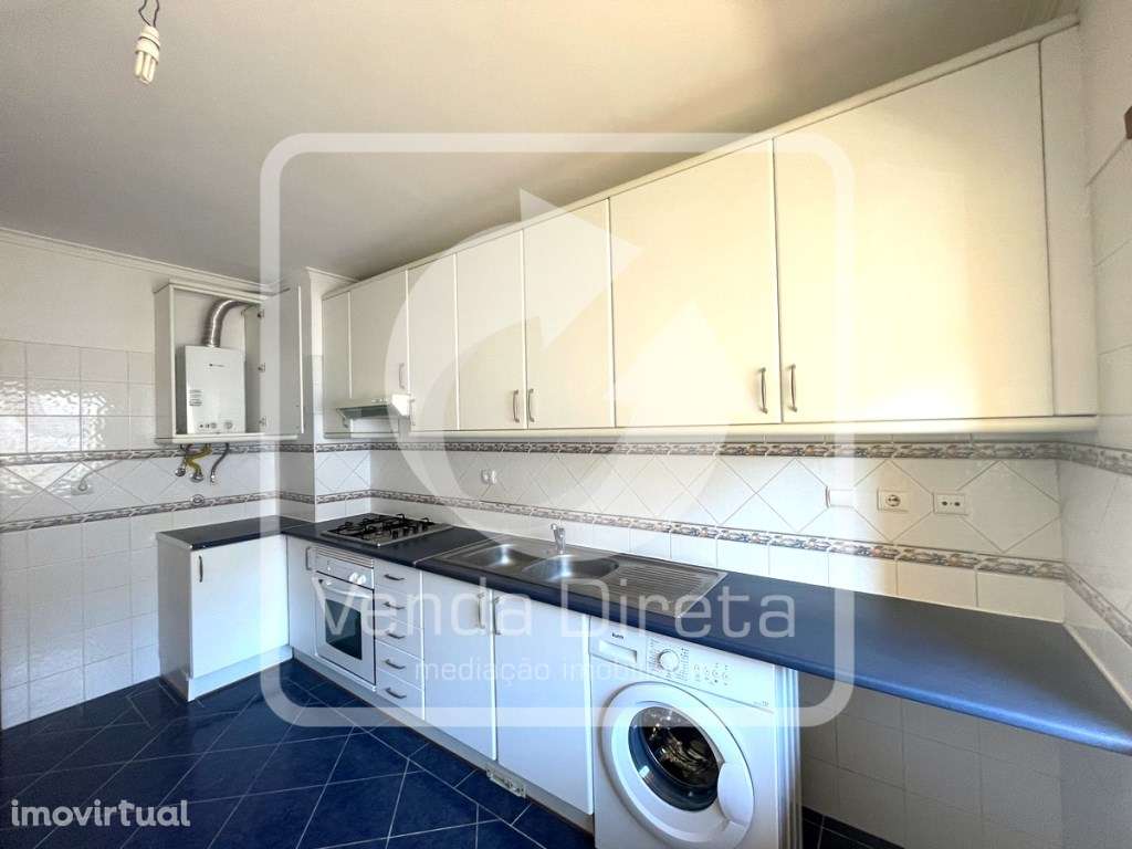 Apartamento T2 com 95 m² no Alto do Seixalinho | Perto da Estação F... - Grande imagem: 5/21