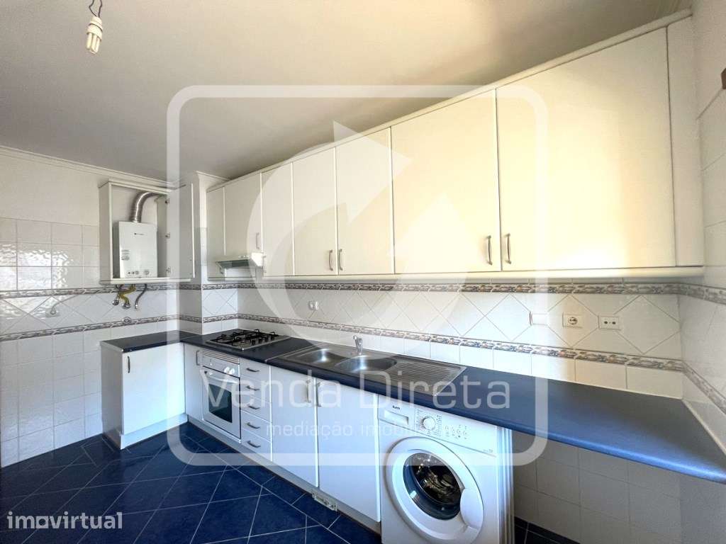 Apartamento T2 com 95 m² no Alto do Seixalinho | Perto da Estação F... - Grande imagem: 5/21