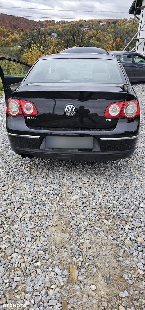 Volkswagen Passat - 7