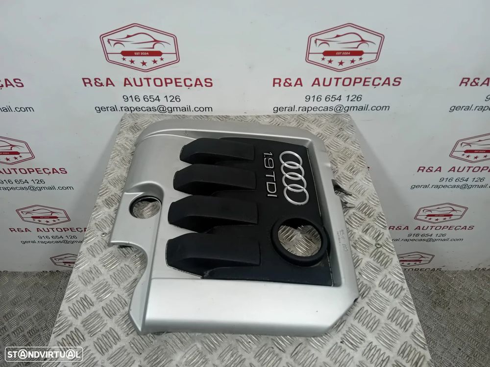 Tampa de Motor Audi Original - 2