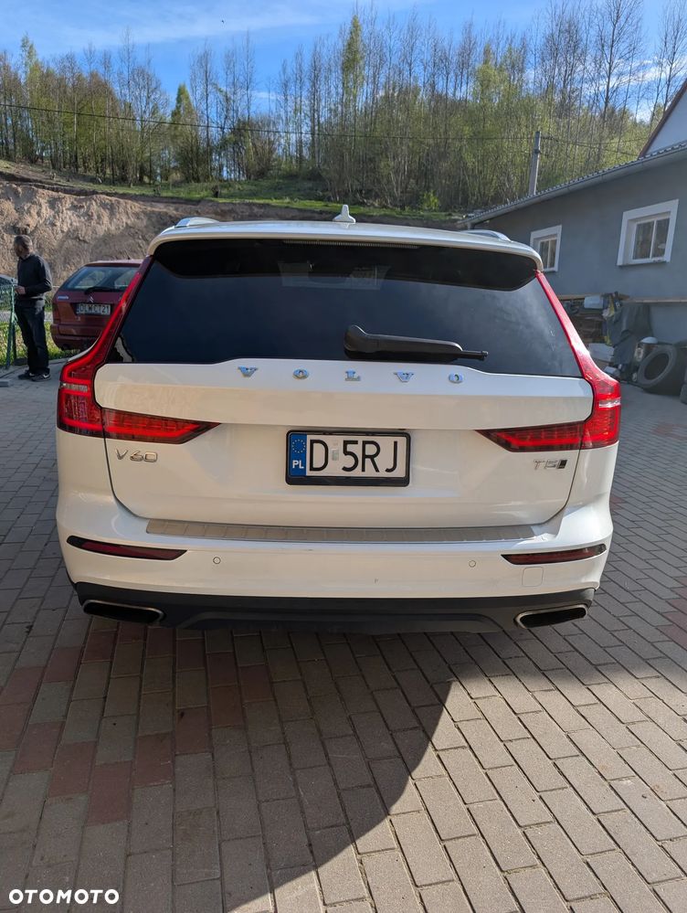 Volvo V60 T5 AWD Momentum - 6