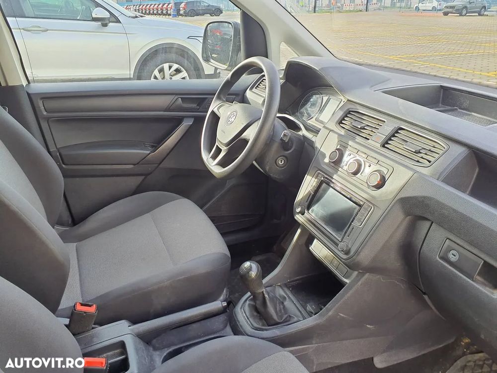 Volkswagen Caddy - 5