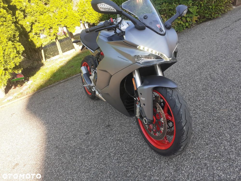 Ducati SuperSport - 29