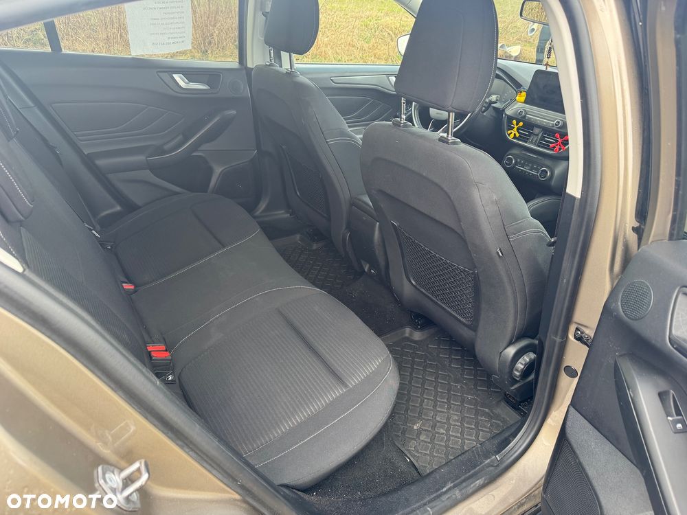 Ford Focus 1.5 EcoBlue Titanium Business - 11