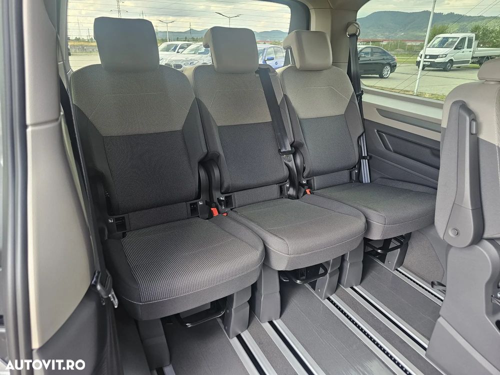 Volkswagen Multivan - 8