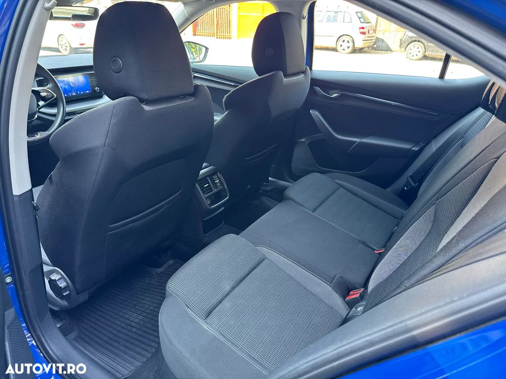 Skoda Octavia 2.0 TDI Ambition - 7