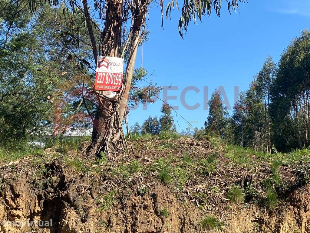 Terreno Urbano em Pedroso com 340m2 - Grande imagem: 4/10