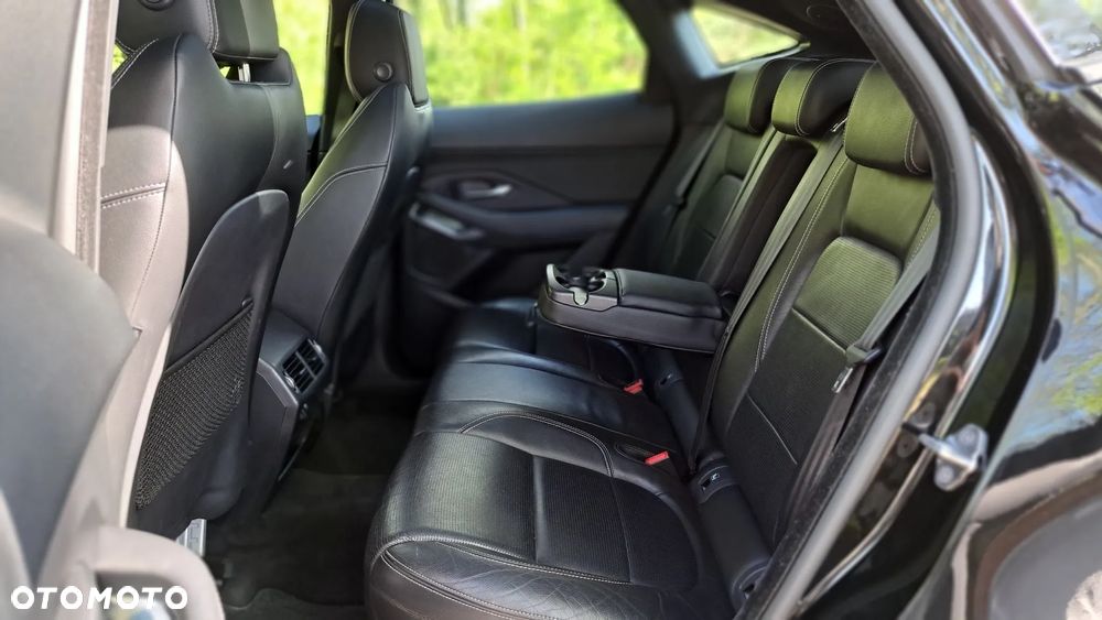 Jaguar E-Pace - 33
