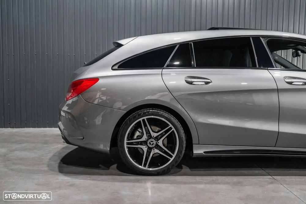Mercedes-Benz CLA 220 d Shooting Brake AMG Line Aut. - 43