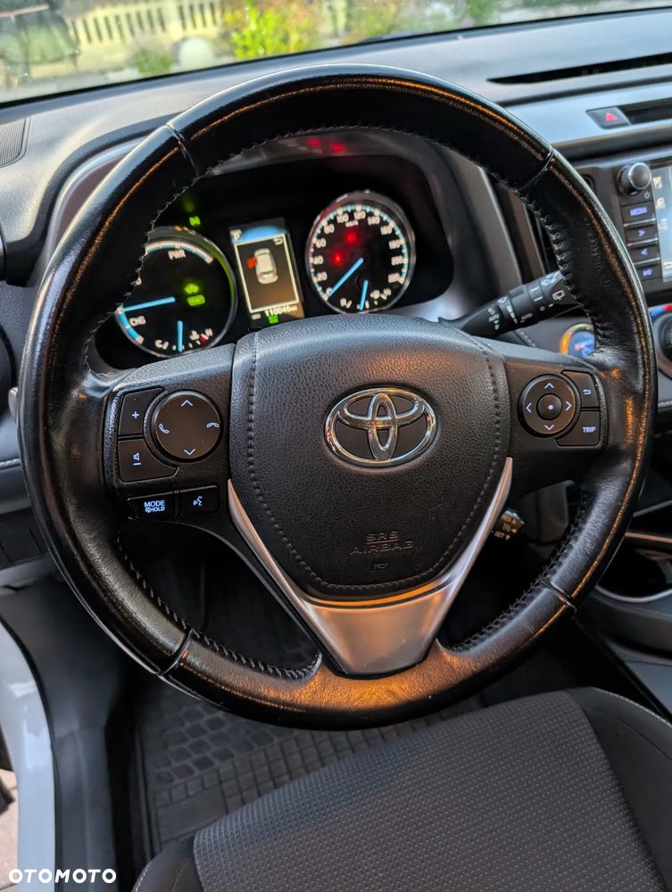 Toyota RAV4 - 18