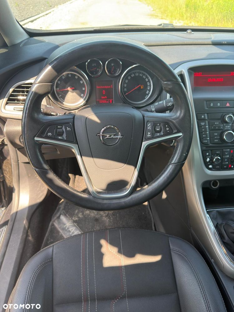 Opel Astra 1.4 Turbo ecoFLEX Start/Stop 150 Jahre - 10