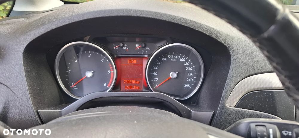 Ford S-Max - 16