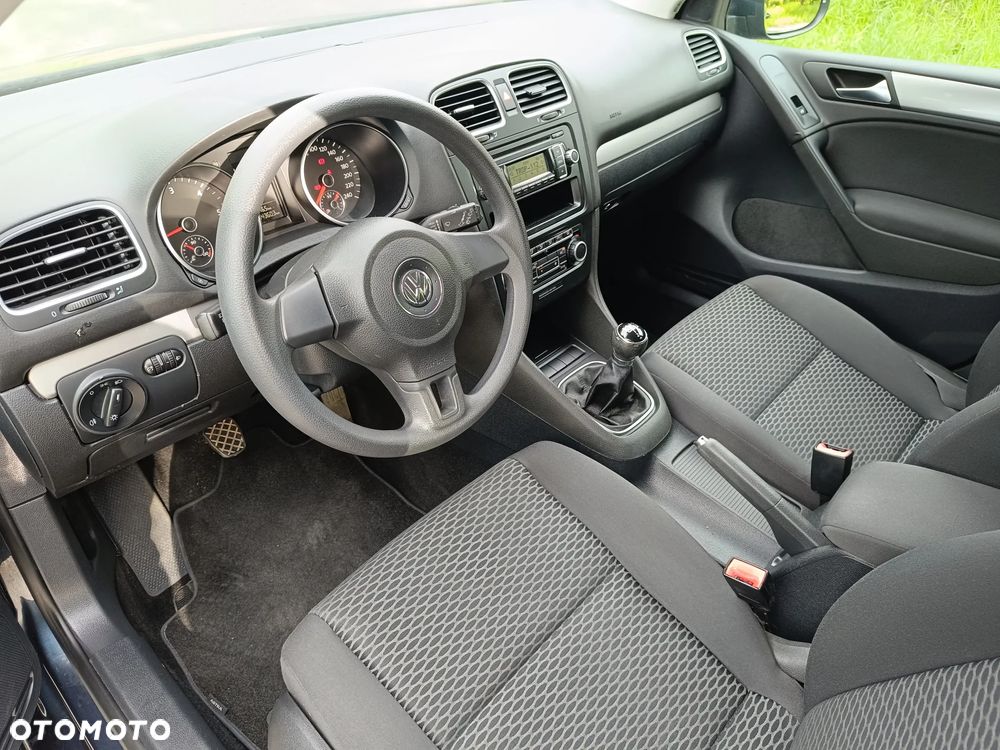 Volkswagen Golf 1.6 TDI BlueMotion Technology Comfortline - 27