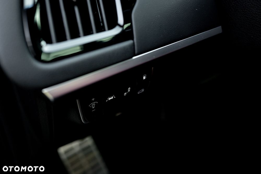 Kia Stinger 3.3 T-GDI V6 GT AWD - 29