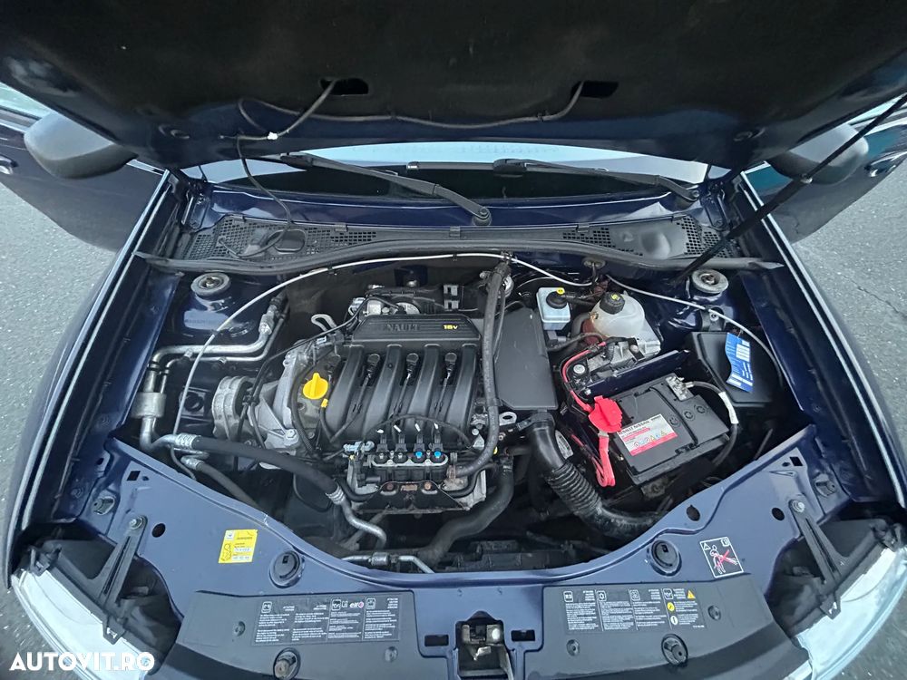 Dacia Duster 1.6 4x2 Laureate - 36