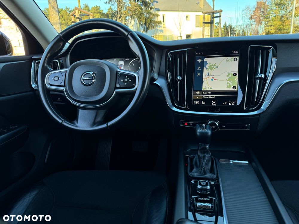 Volvo V60 D4 Geartronic Momentum Pro - 14
