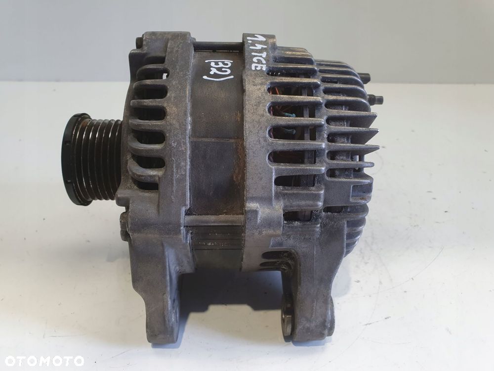 ALTERNATOR Renault Megane III 1.4 TCe _ 231000024R Alternator Oryginał - 5
