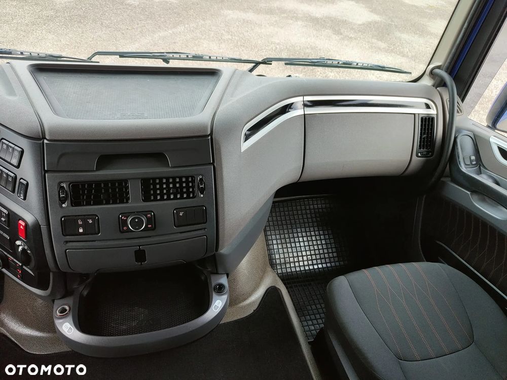 DAF XF 106.480 / SUPER SPACE CAB /  EURO 6 / STANDARD / - 35