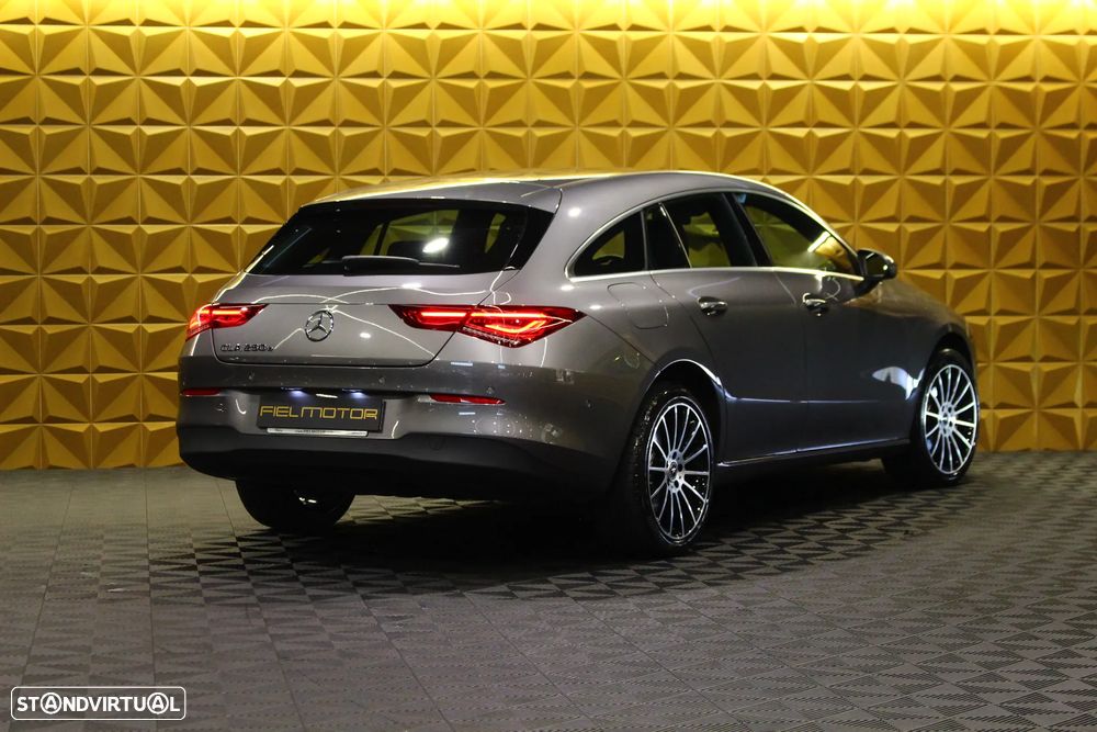 Mercedes-Benz CLA 250 e Progressive - 10