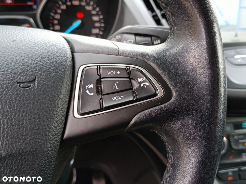 Ford Kuga 1.5 EcoBoost FWD Titanium - 13